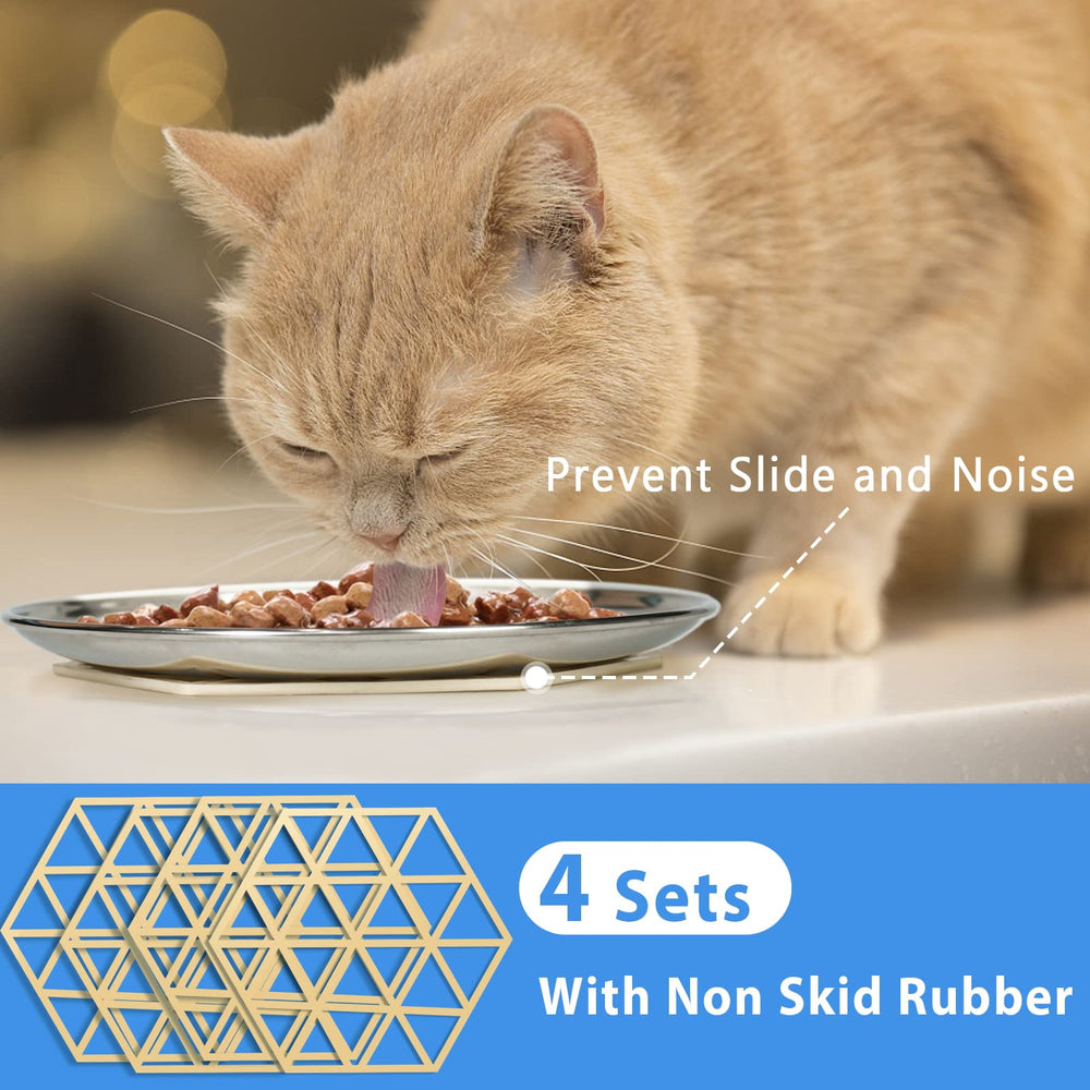 Harhana wide-mouth shallow cat dishes designed for easy access for small to medium pets.