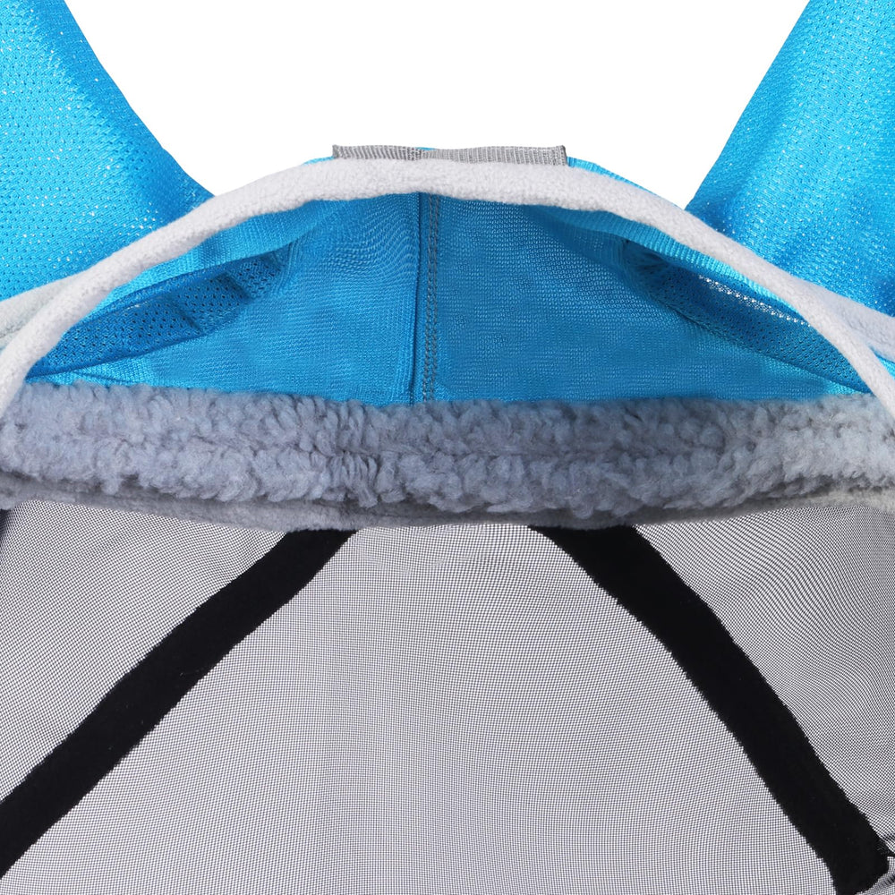 Harrison Howard CareMaster Pro fly mask bridle-attachment enables quick, secure placement.