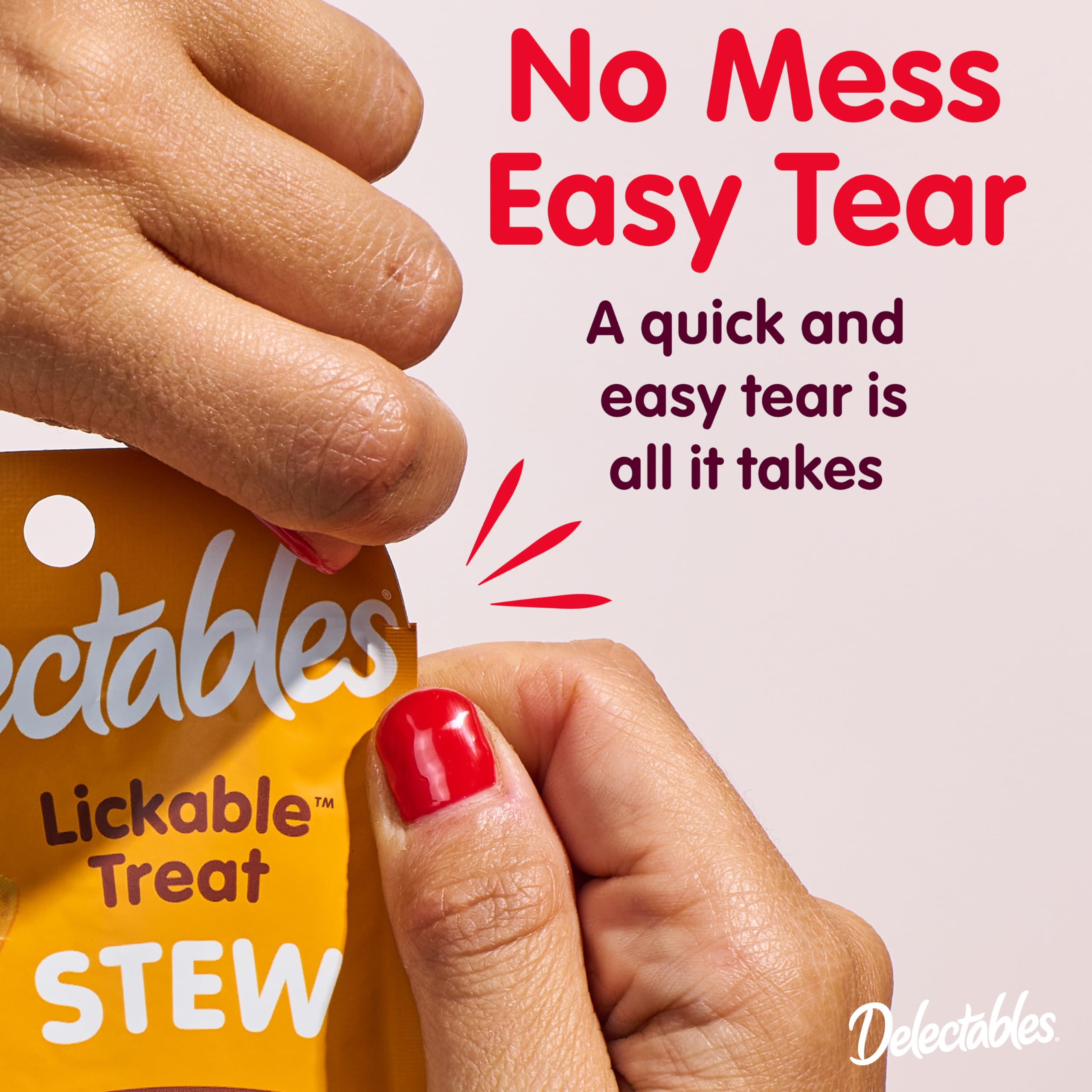 Hartz Delectables Bisque moisture-detail hints at hydration-friendly formula