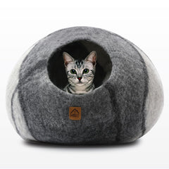HAUSSIMPLE large wool cat cave exterior-dome shows premium felt design for a cozy hideaway.
