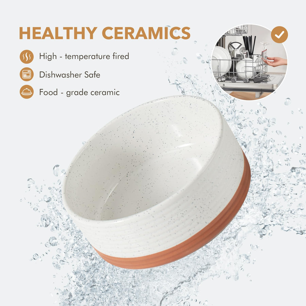 Havniva anti-slip base keeps bowls steady during meals.