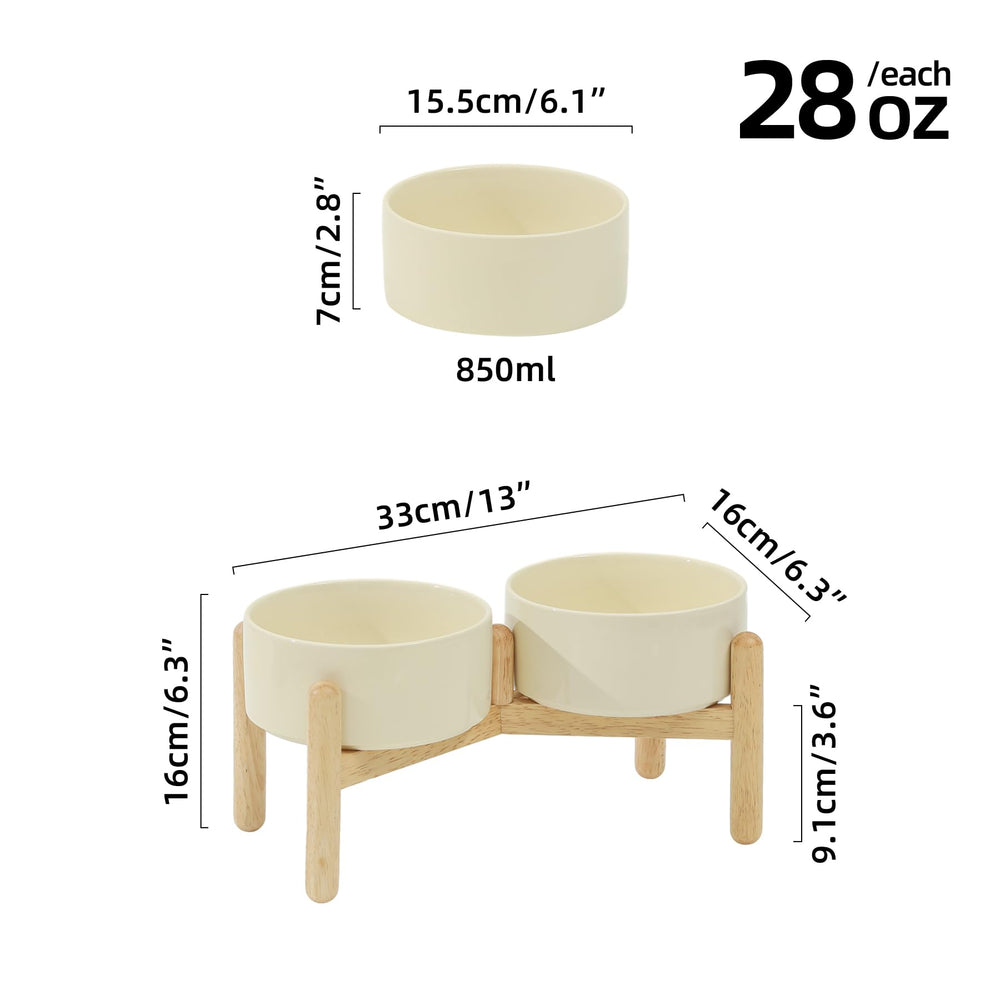 Havniva double-bowl with stand keeps water and food steady during meals