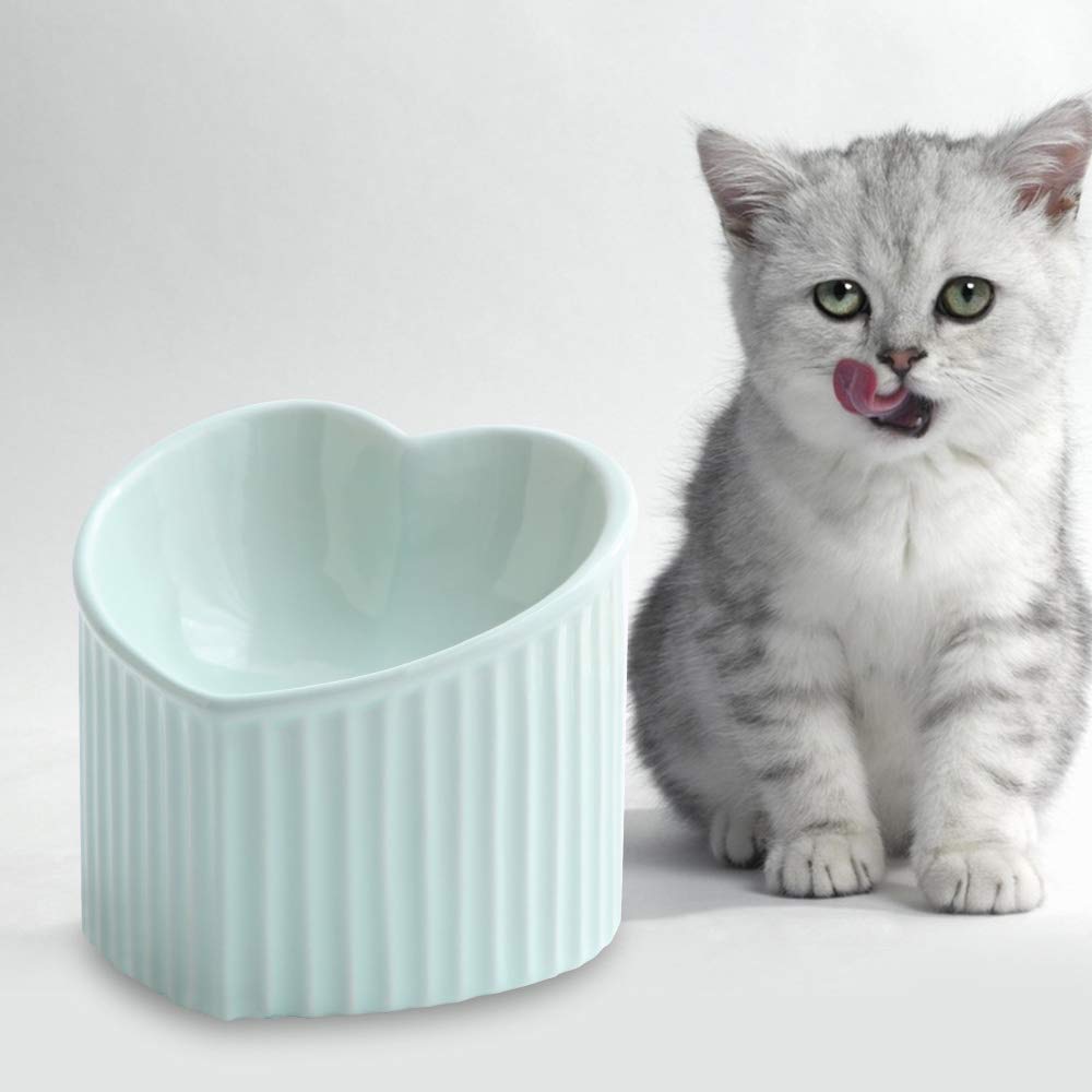 HCHLQLZ dishwasher-safe porcelain cat bowls simplify cleaning after feeding.
