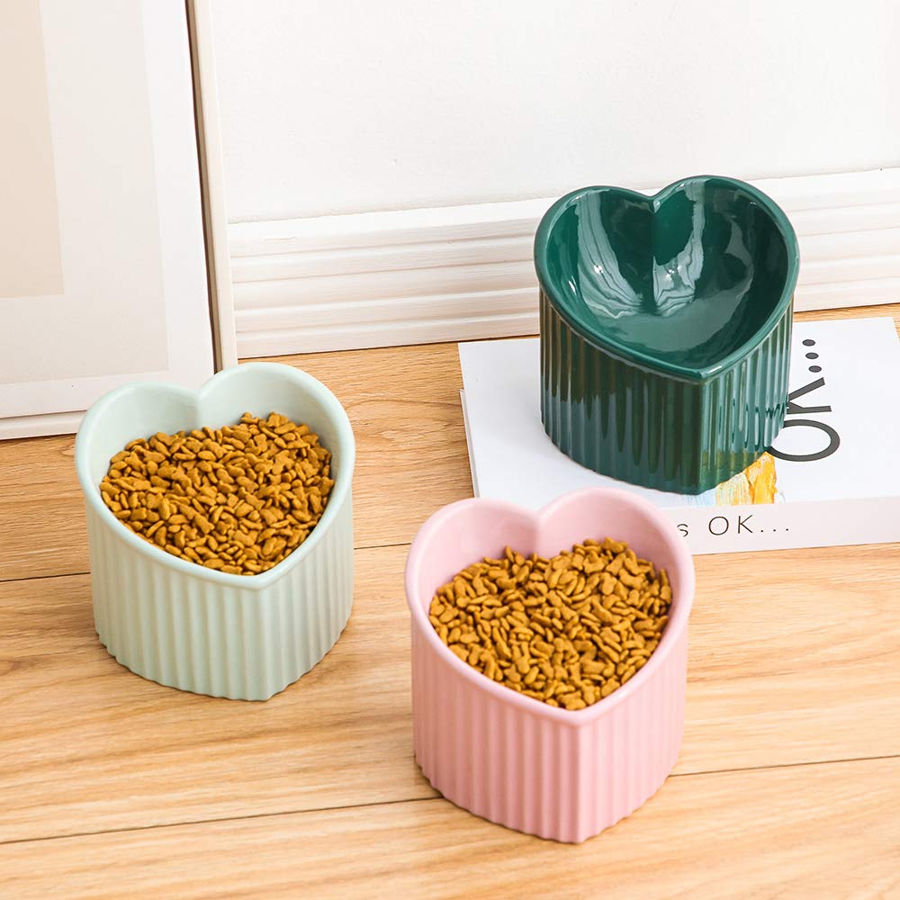 HCHLQLZ smooth-surface bowls are easy to clean and maintain pet hygiene.