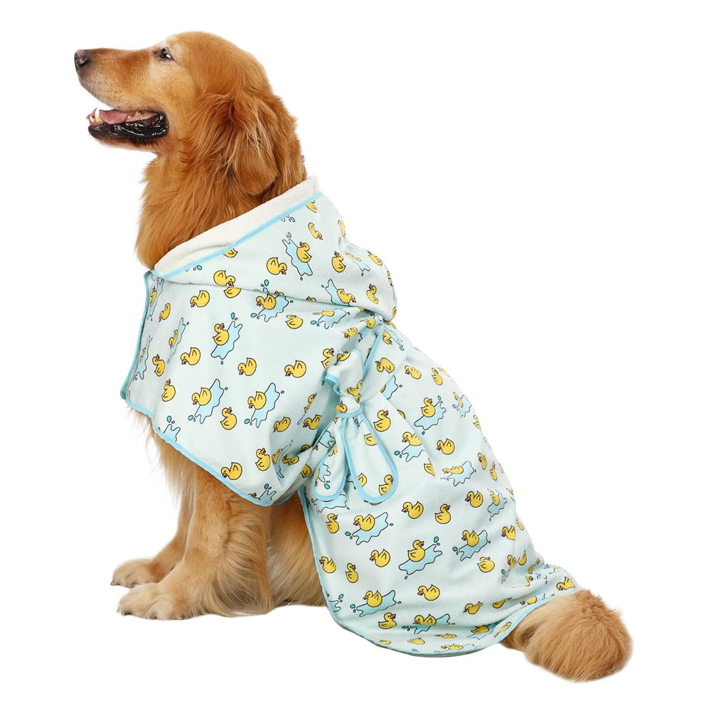 HDE dog bathrobe hooded wrap demonstrates quick-dry post-bath drying for pets