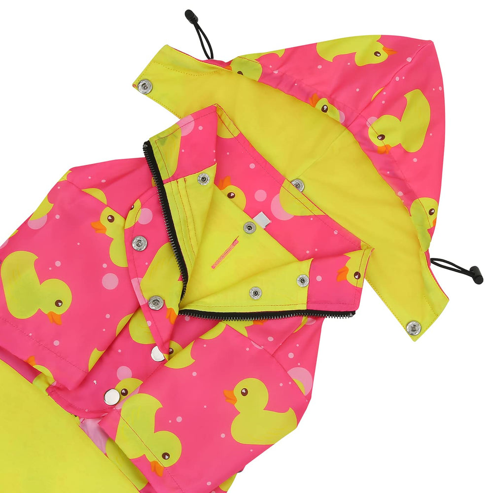 HDE dog raincoat hood and pockets for carrying essentials during walks