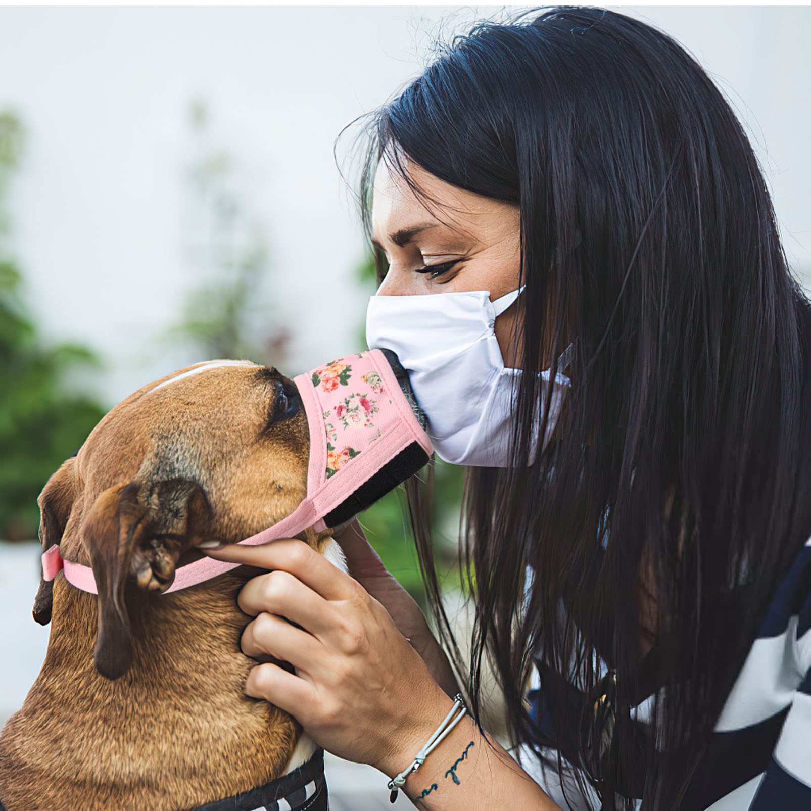 HEELE Dog Muzzle pink flower size chart helps find the best fit.