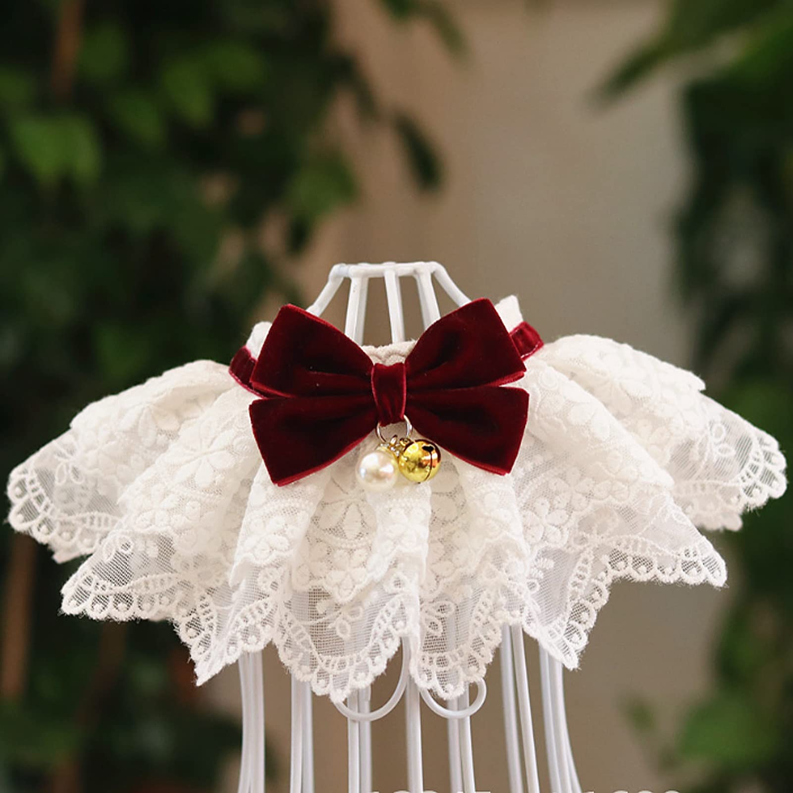 HEEPDD Cat Lace Bib Collar with Bow side view for everyday pet fashion
