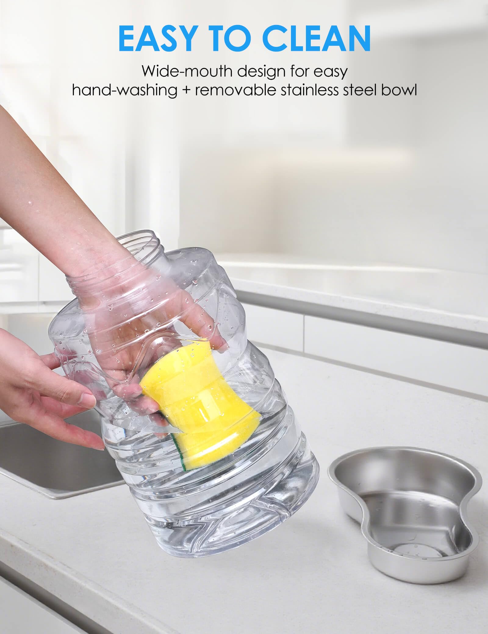 Heouvo gravity-fed reservoir delivering steady water supply for multiple pets