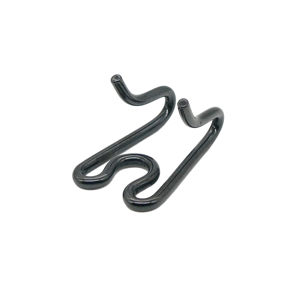 Herm Sprenger black stainless steel links ready for extension.