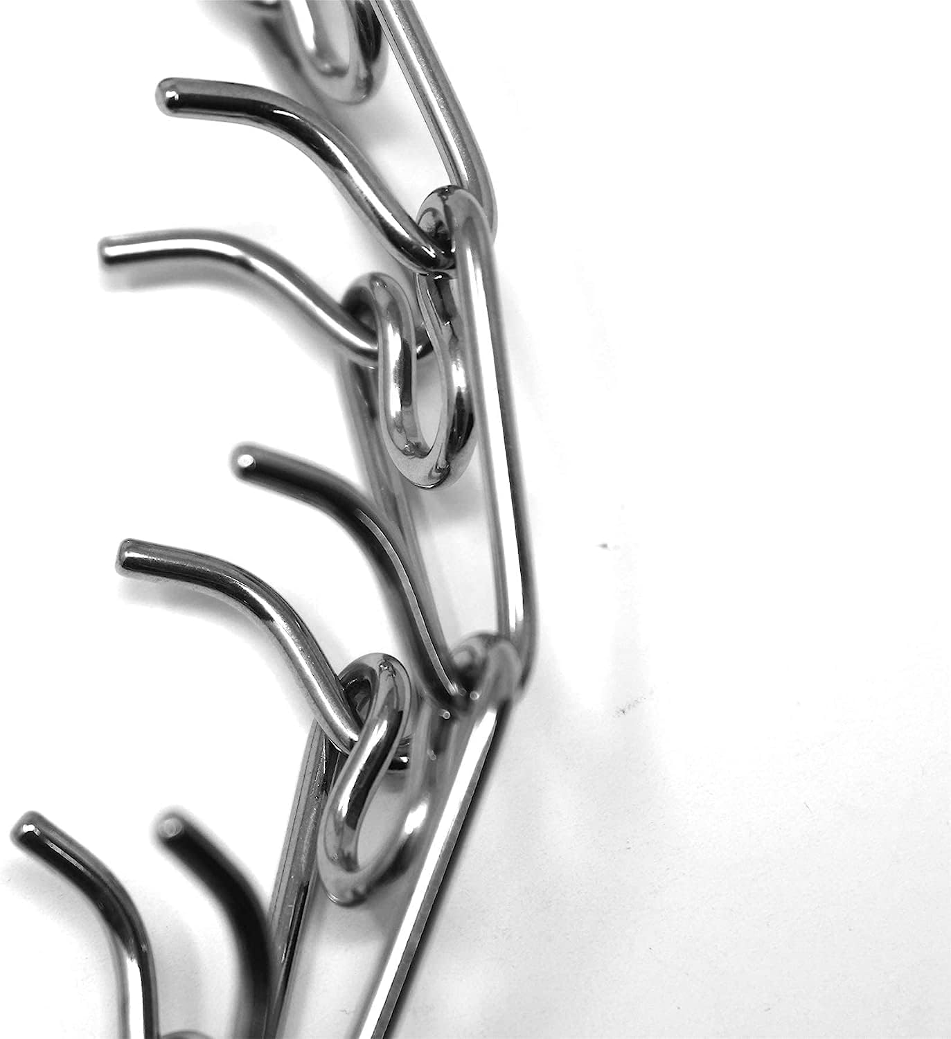 Herm Sprenger Ultra Plus interlocking links illustrate adjustable sizing options.