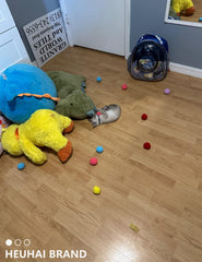 HEUHAI cat balls soft plush and durable poly for long-lasting fun.