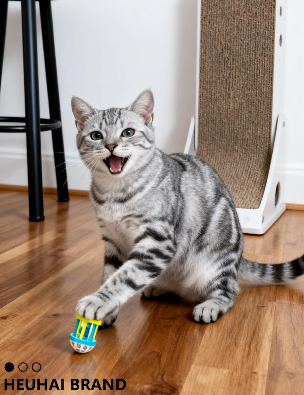 HEUHAI size-range 1.5–2.2 inches ensures fit for small to large cats.