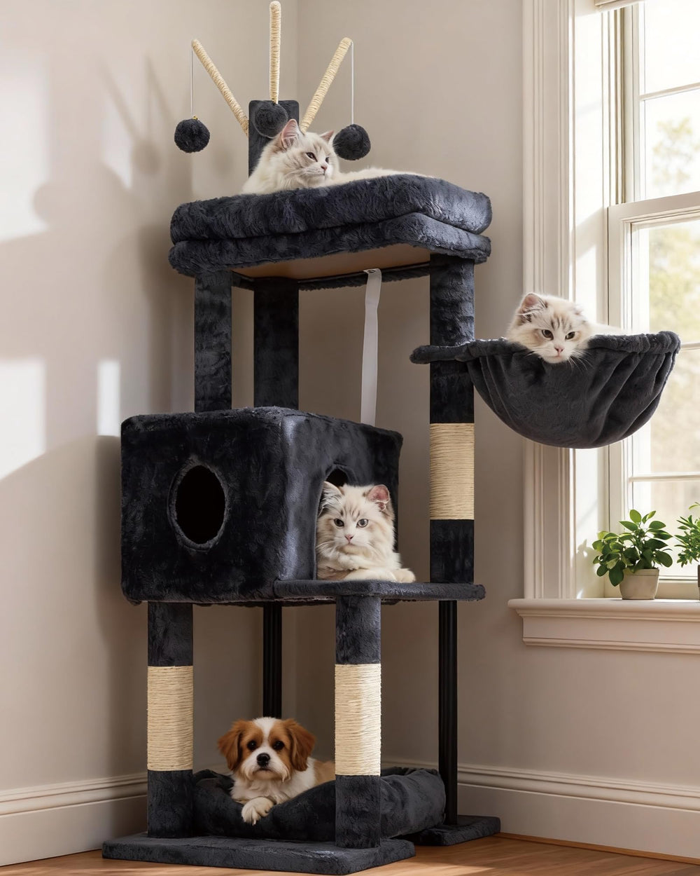 Heybly Cat Tree top platform offers a spacious perch for lounging and observation.