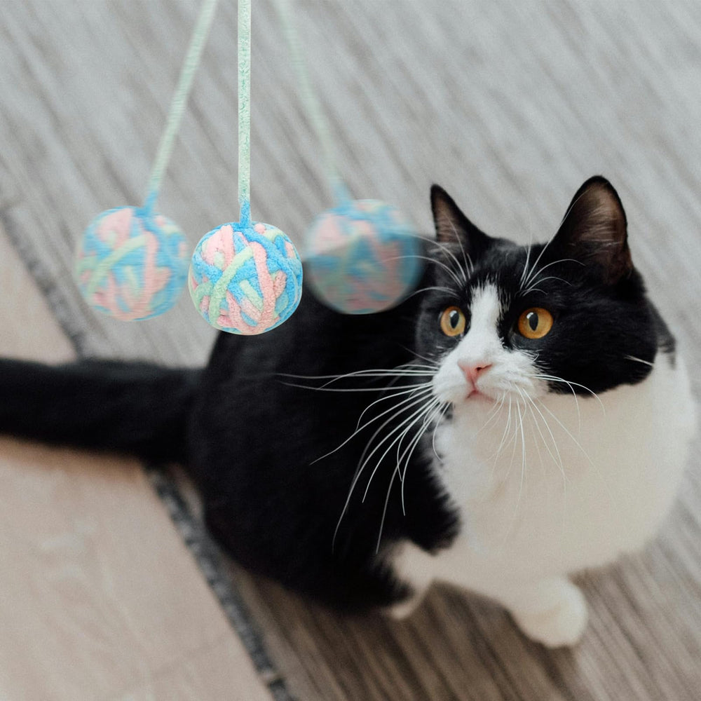 HFZRZFH hand-woven wool texture adds soft, durable playtime for cats.