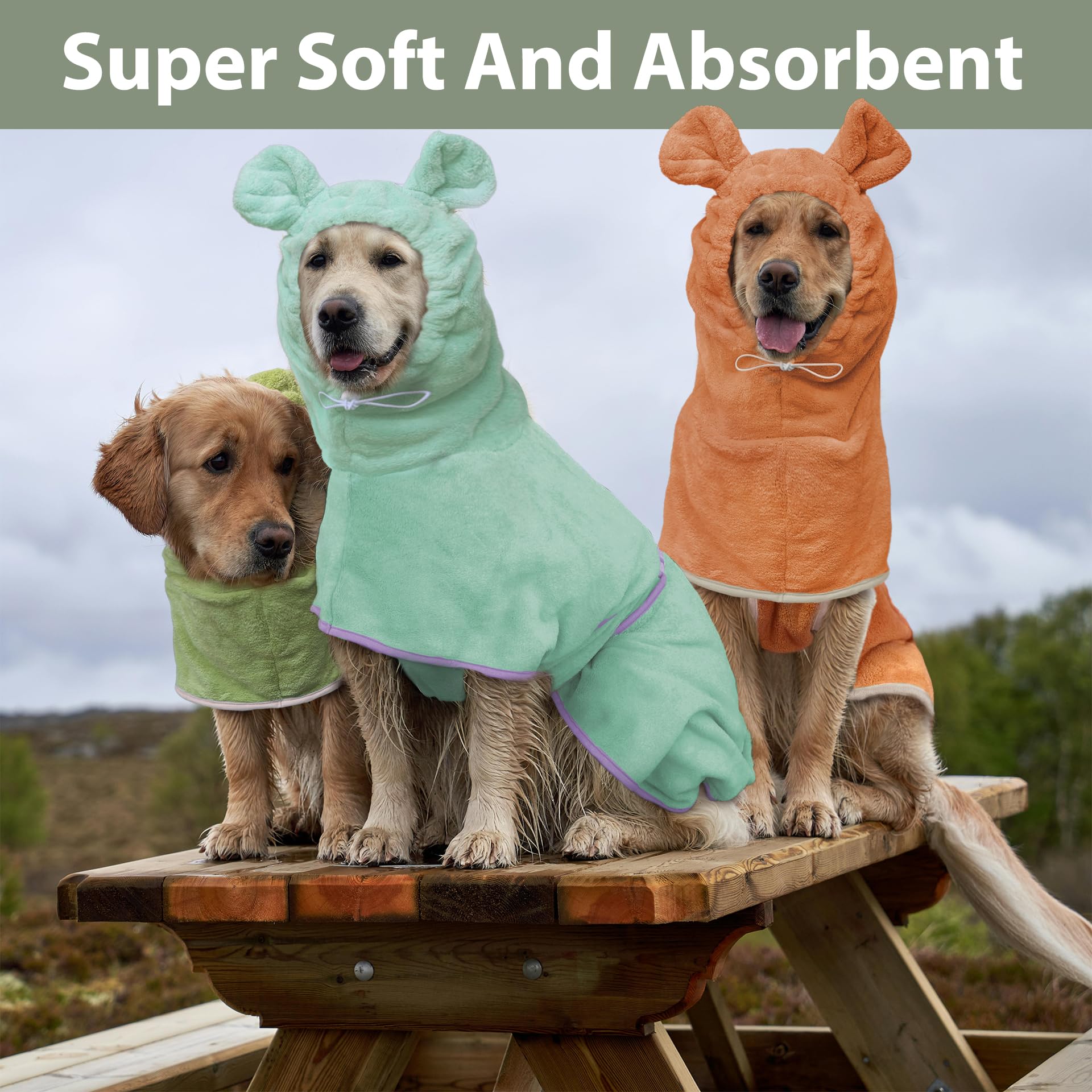 HhiMyOct machine-washable dog towel makes cleaning easy after baths.