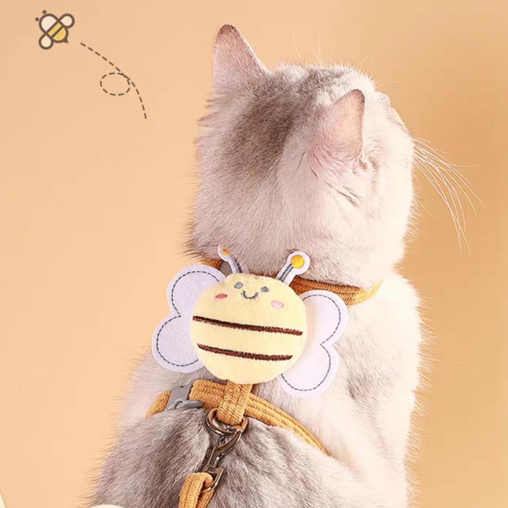 HHSSALIN vest-style cat harness distributes leash pressure across chest and shoulders