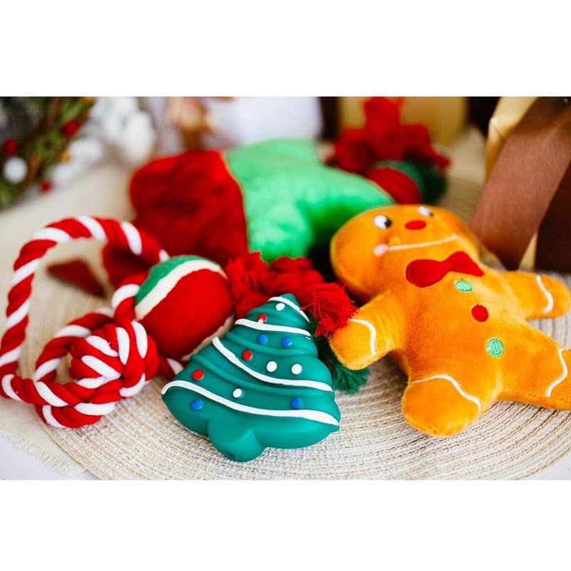 Highland Farms Select vinyl Christmas tree toy for interactive play