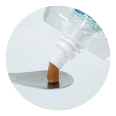 Hikari CrestGel Oxy-Stop pouch preserves freshness between feeds