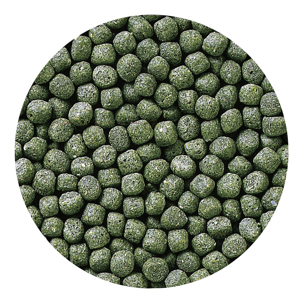 Hikari water-clarity image shows pellets that help keep the tank clear.