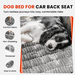 HiPetpy non-slip silicone backing keeps the mat in place for calm, distraction-free travels.