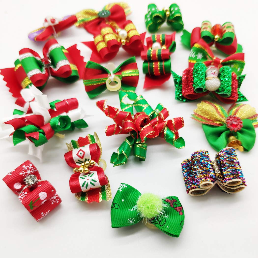 Hixixi pet grooming use with a dog wearing the bows for holiday look