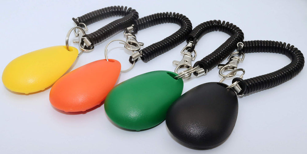 HoAoOo pet training clicker with wrist strap in green supports positive reinforcement during training