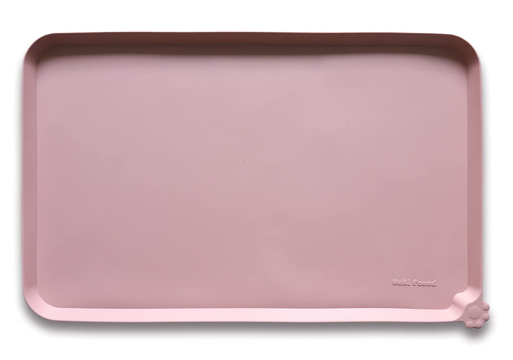Hoki Found L silicone non-slip pet food mat closeup—prevents spills during feeding