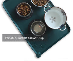 Hoki Found large silicone pet food mat in-use at mealtime, catching spills.