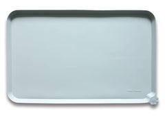 Hoki Found large silicone pet food mat with outer-edge detail helps contain spills and makes cleanup easier.