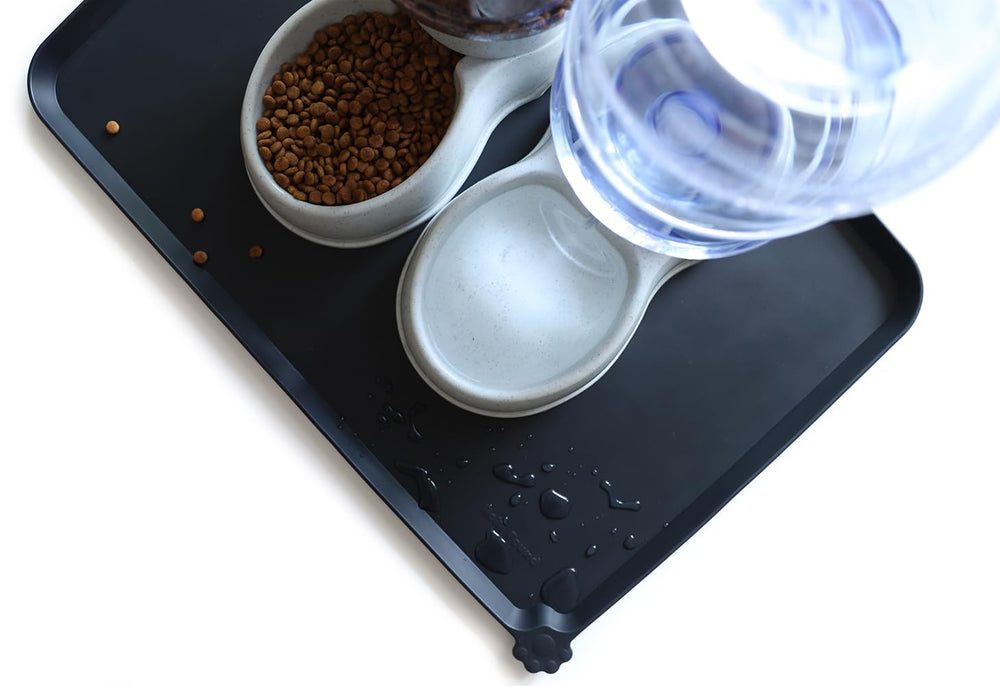 Hoki Found waterproof mat protects floors for mess-free meals