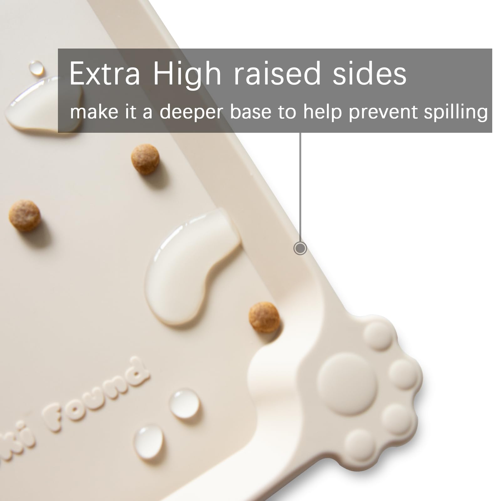 Hoki Found waterproof pet feeding mat eases cleanup after meals