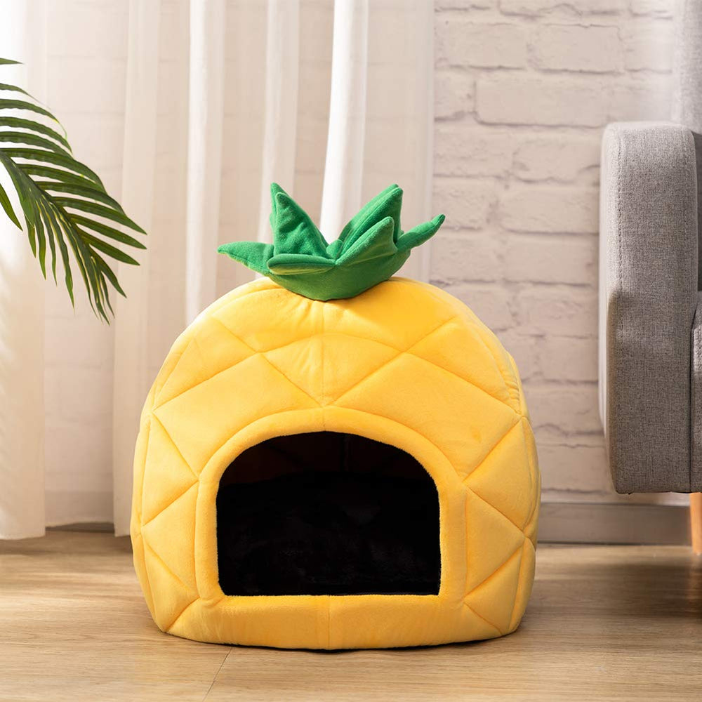 Hollypet Pineapple Bed in-room setup demonstrates versatile placement for relaxing spaces.