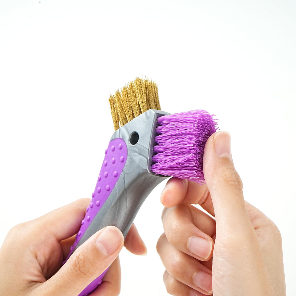 Homcare durable hoof pick resists wear during grooming.
