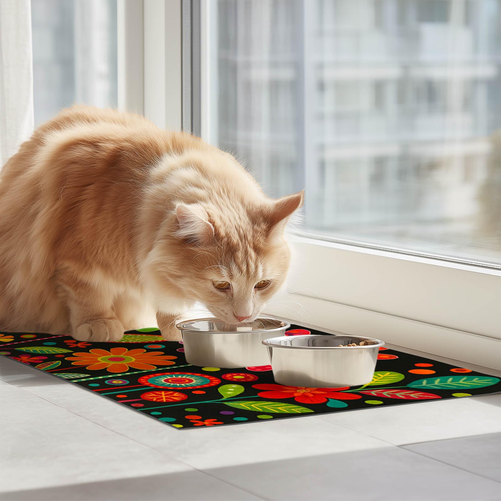 HOMETITUTE Non-Slip Backing prevents bowls from sliding.