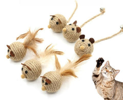 Honyge sisal mouse toy engages cat hunting instincts during play