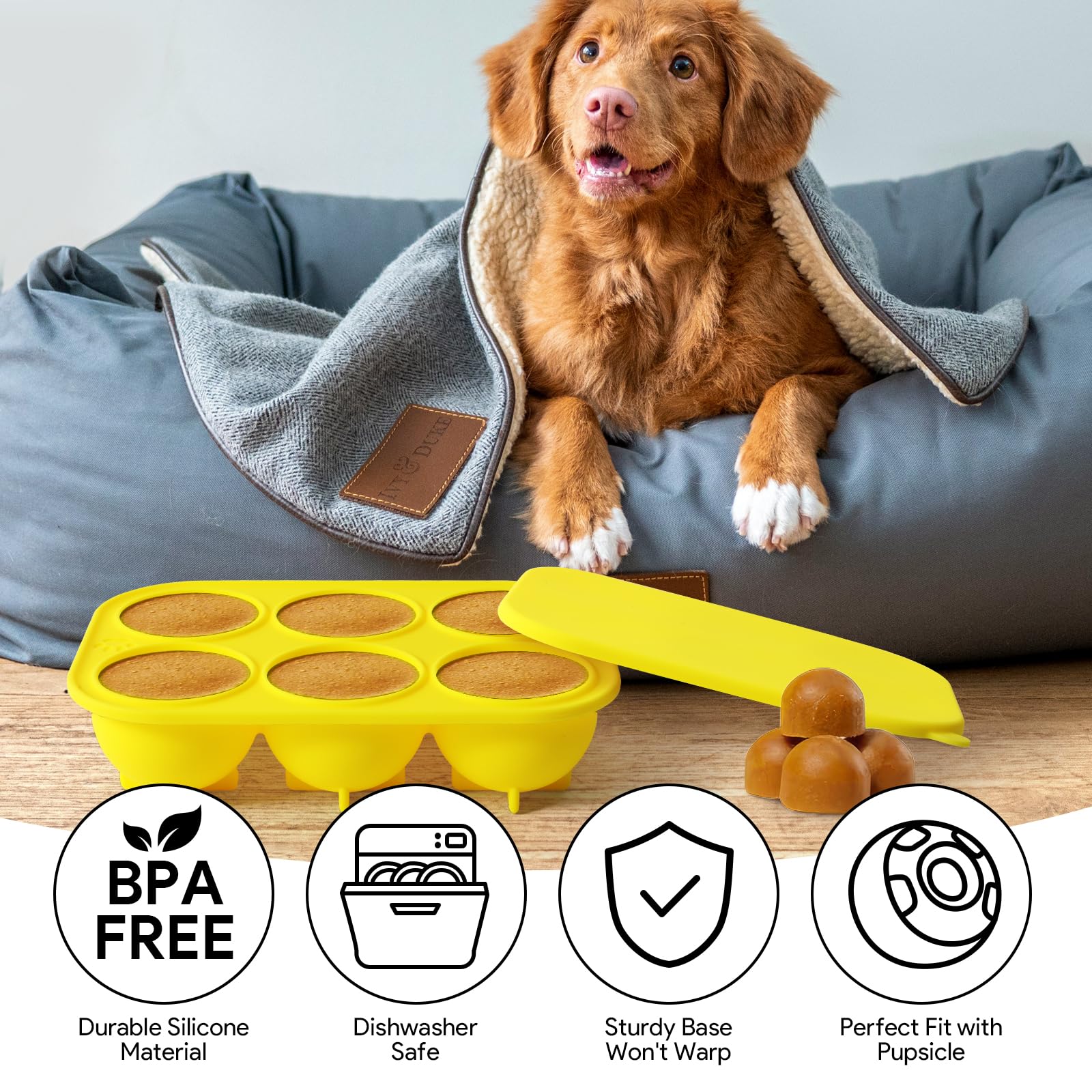 HooYiYuuX freeze-made dog treats provide refreshing summer snacks
