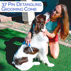 Horicon Pet detangling dog comb side view showing anti-slip handle for secure grooming.