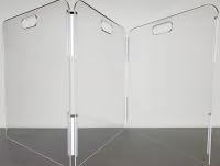 HotSoul portable gate fits small spaces, ideal for apartments and travel.