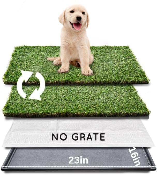 HQ4US 4LEGS dog grass pad tray closeup for easy-clean use with tiny dogs.