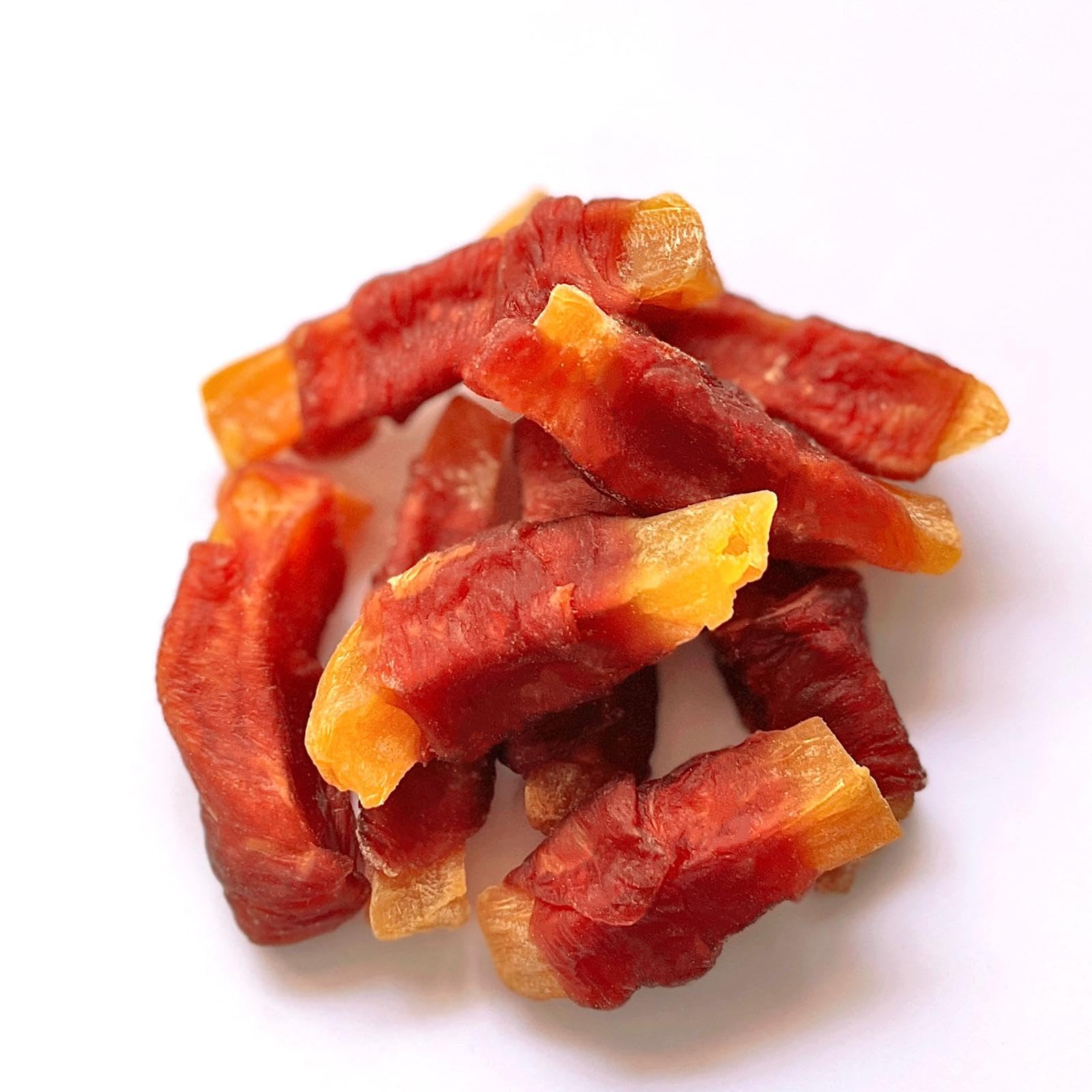 Hubert Premium Duck and Sweet Potato Wraps close-up shows real duck pieces.