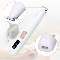 Iaolose Paw Trimmer quiet-operation shot, pets feel calmer during grooming.