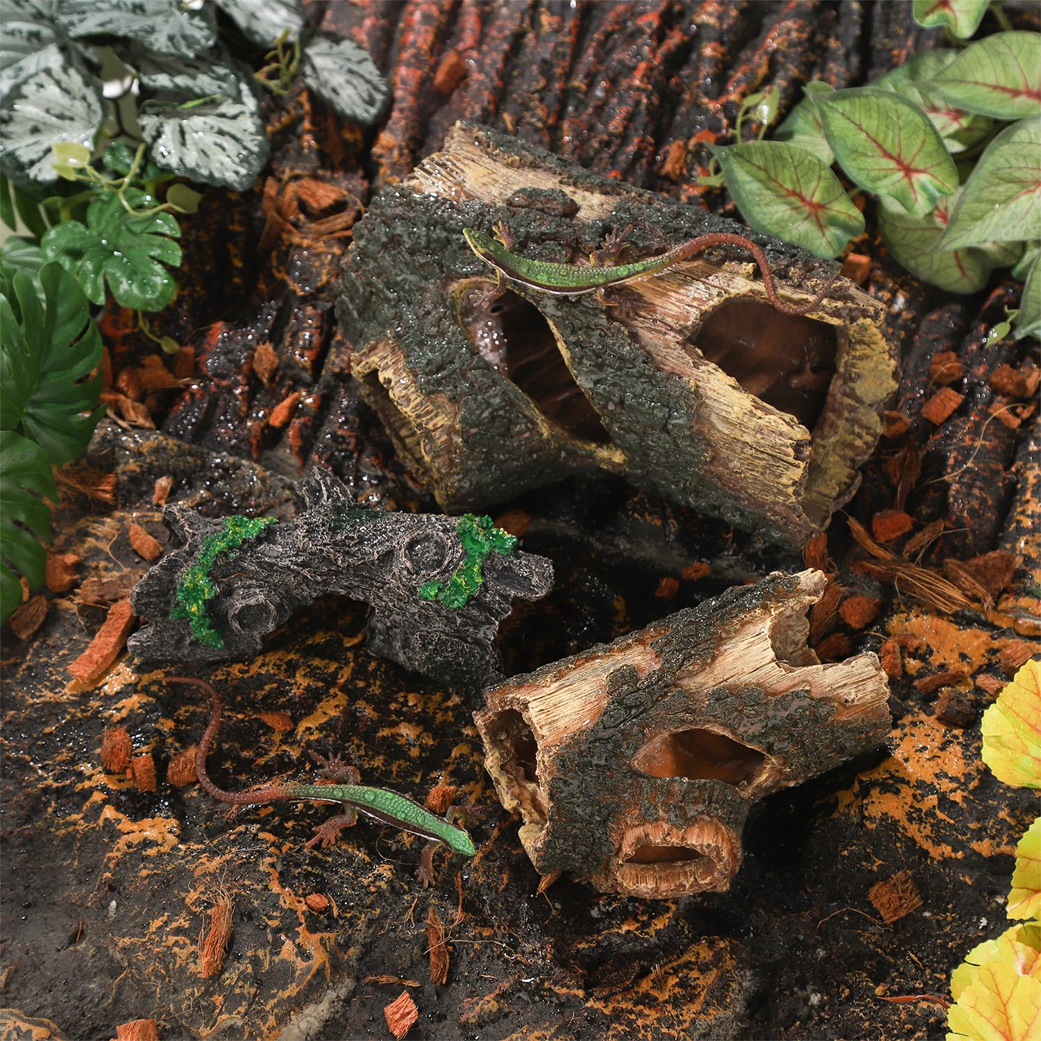 IBWell wood log decor serves as a natural fish hideout for resting.