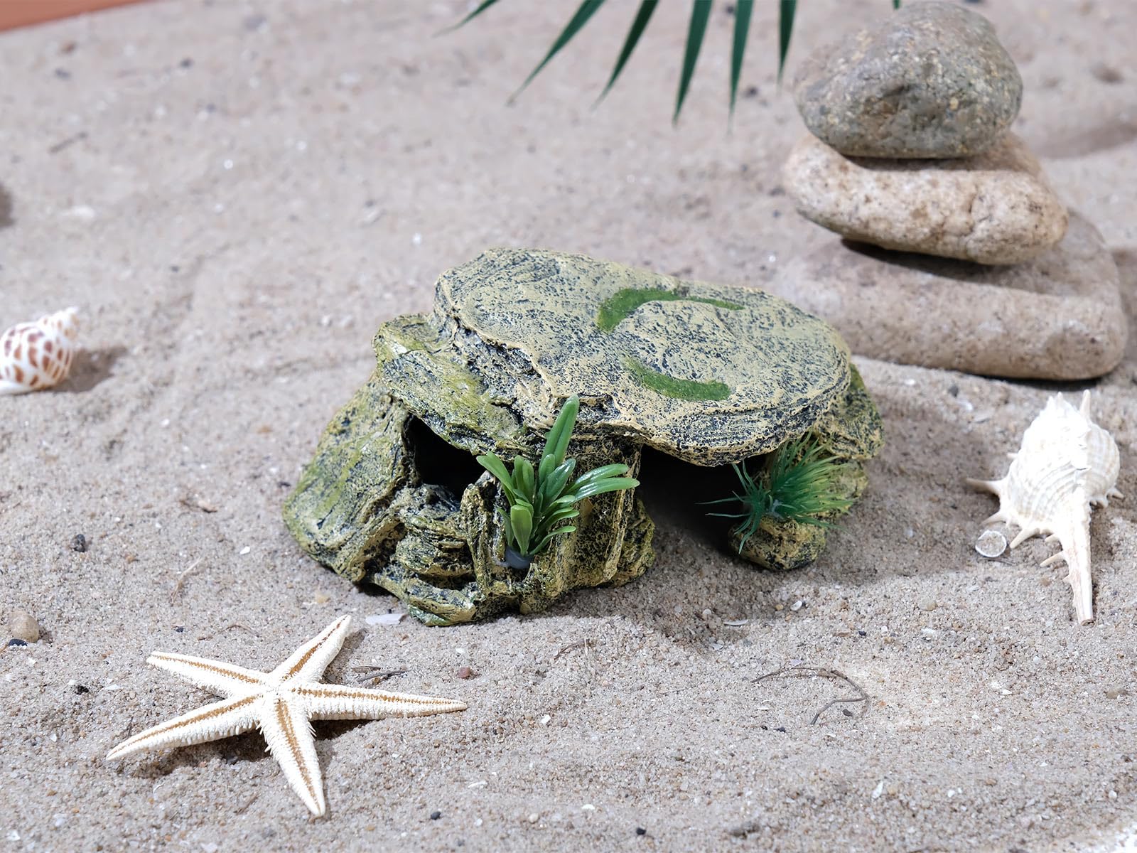 IBWell Leopard Gecko Habitat decor plants add realistic enrichment to enclosures.