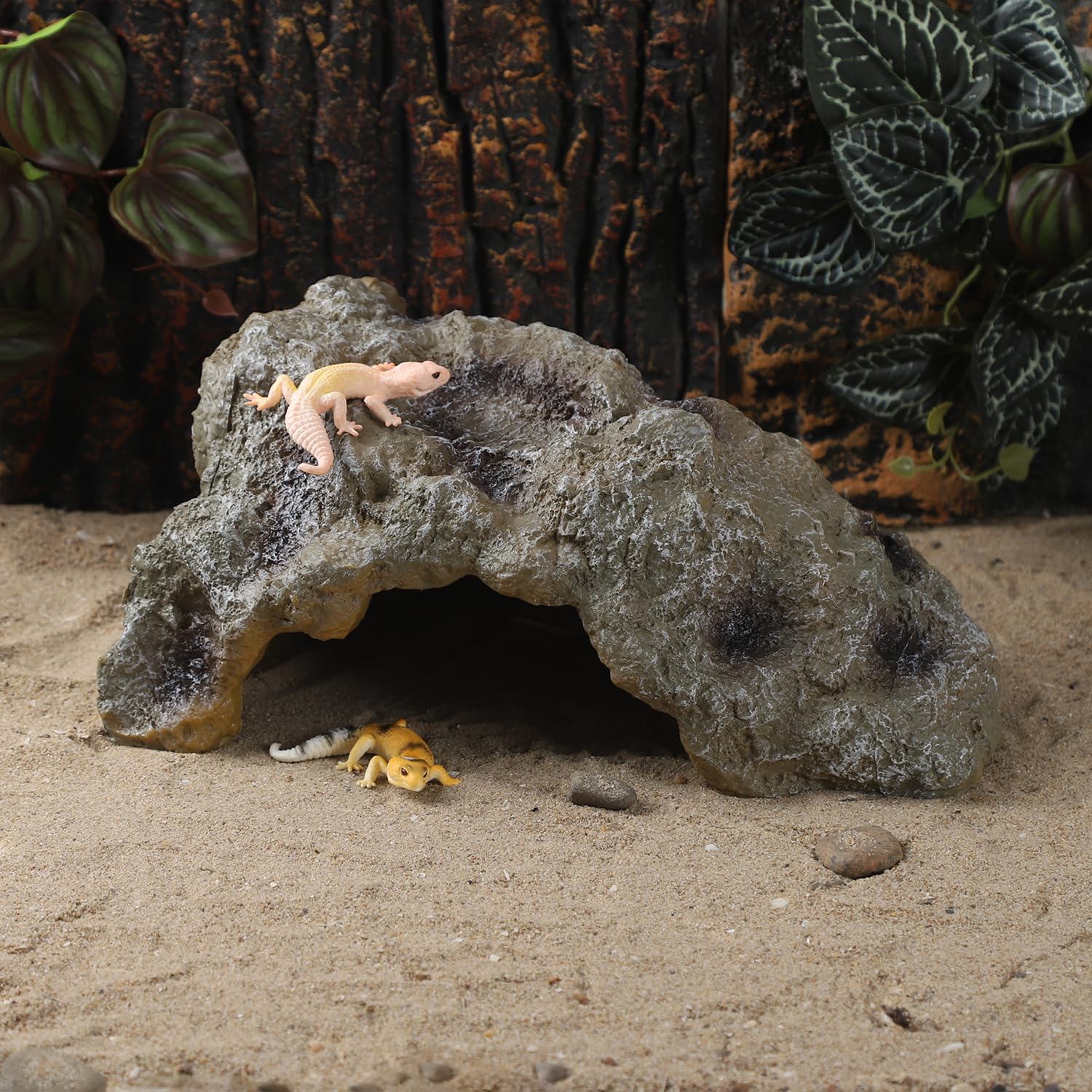 IBWell resin leopard gecko hide suitable for leopard gecko, bearded dragon, and tortoise.