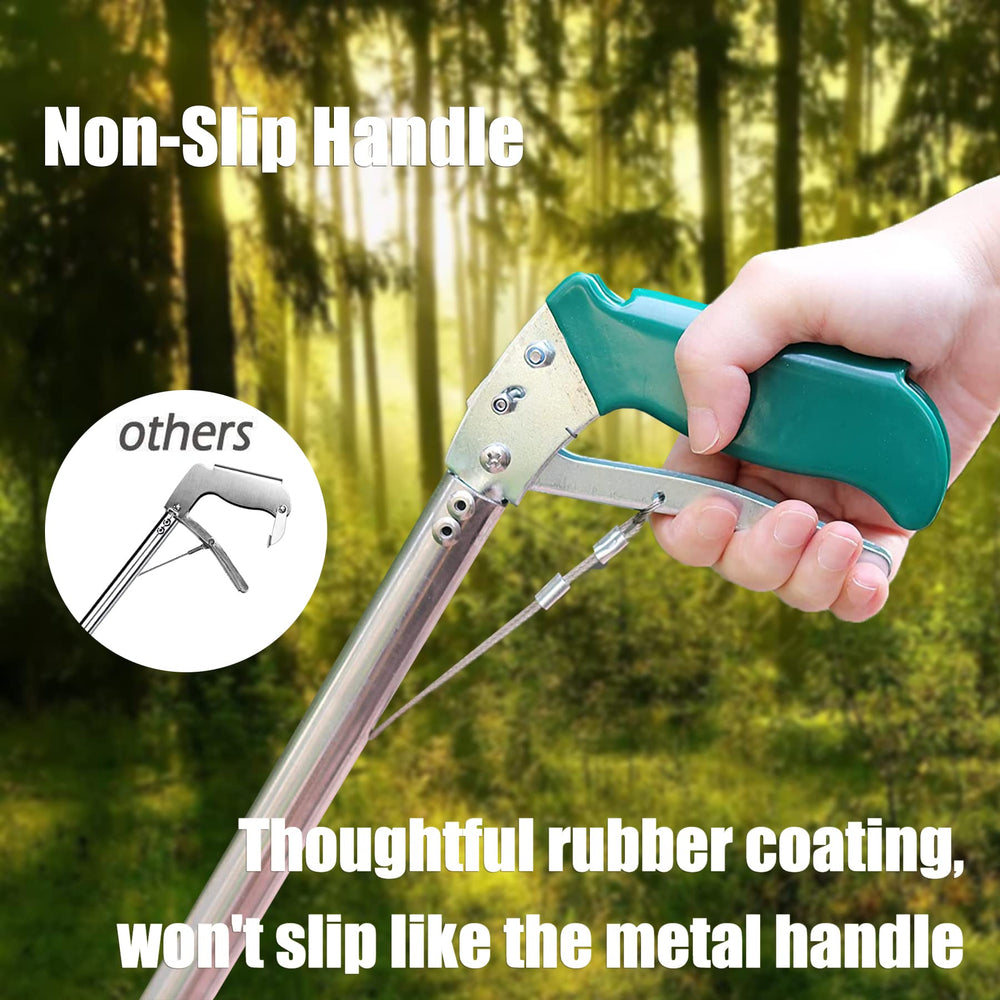 IC ICLOVER pistol-grip handle enables comfortable one-handed operation during snake handling