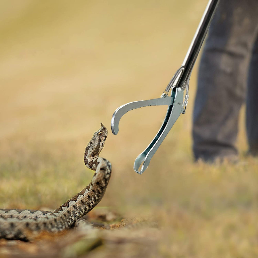 IC ICLOVER 47in snake tongs offer a safer distance during capture and relocation