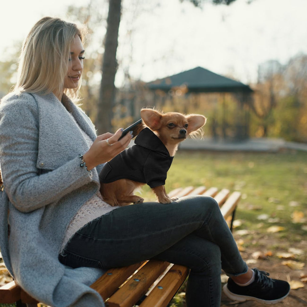 Idepet dog hoodie hood design adds warmth and classic look.