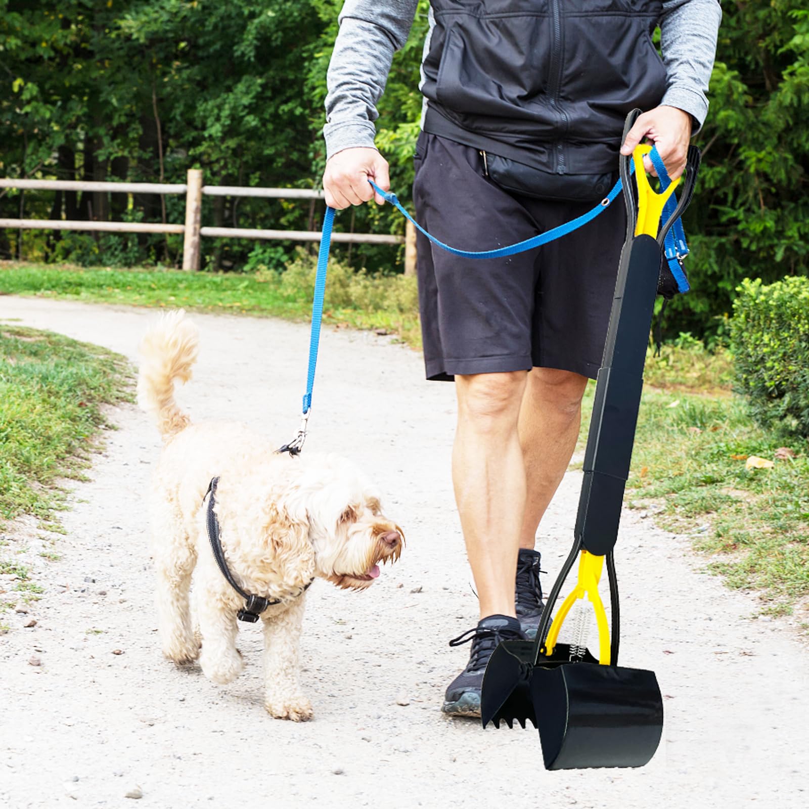 ienjoyed standing cleanup with long handle reduces bending during outdoor use