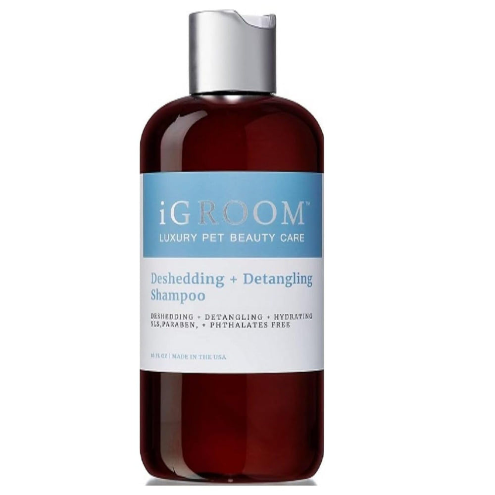 iGroom Deshedding Shampoo bottle—smooths fur and reduces tangles.